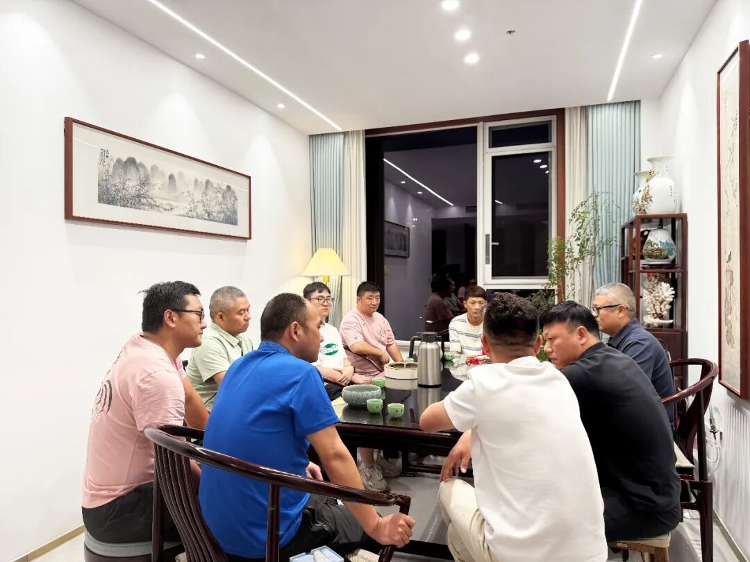 华迅 | 每日走路万步以上的5S仓管，无暇摸鱼